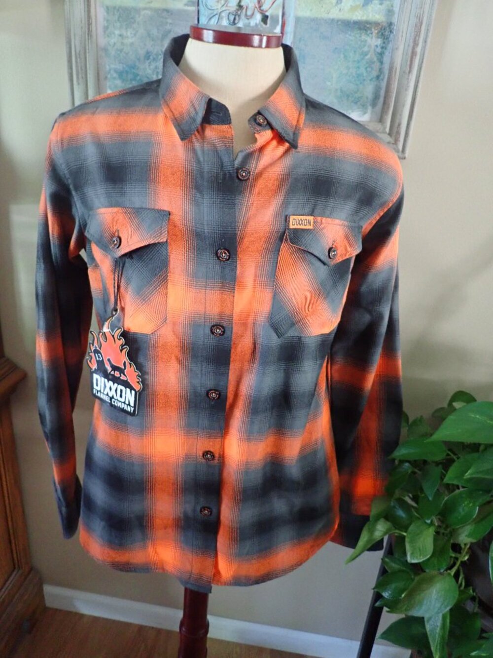Dixxon Flannel Company Women's XL Salem 13 Flannel Orange Black USA Made - NWT!